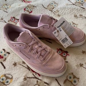 Reebok Club C85 Sneaker In Frost Berry/Quartz Met/Chalk Women’s size 11, EU 42.5